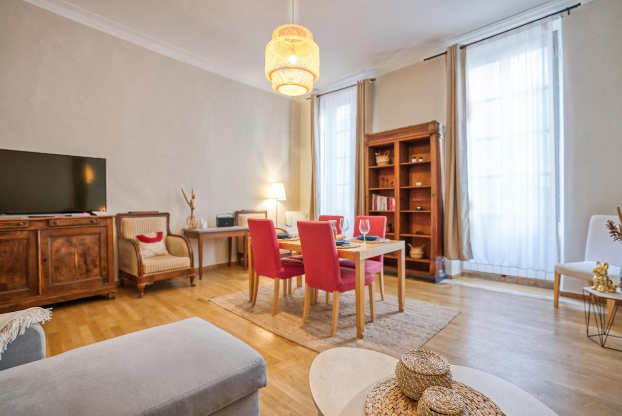 Superbe 95m2 Proche Arenes- Parking Offert * Nîmes