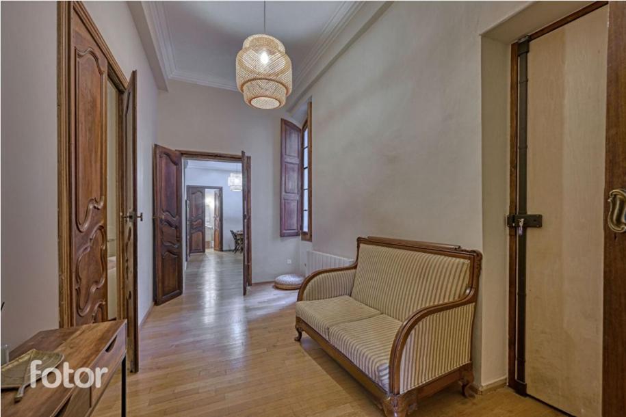 Apartment Superbe 95m2 Proche Arenes- Parking Offert Nîmes